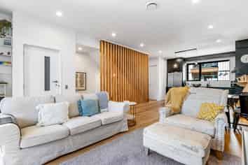 7/16 Williamson Avenue, Belmont