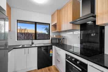 1/17 Wai Iti Place, Clendon Park
