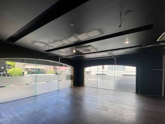 Laneway Retail Position