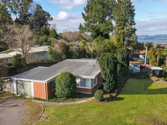 1 Russell Crescent, Western Heights