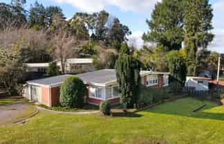 1 Russell Crescent, Western Heights