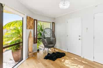53 Mt Lebanon Crescent, The Gardens