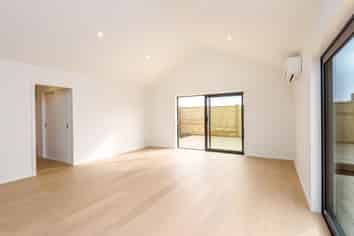 27 Ruia Crescent, Cambridge