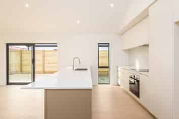 27 Ruia Crescent, Cambridge