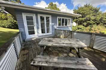 43B Hook Road, Paparoa