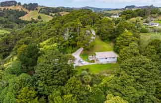 43B Hook Road, Paparoa