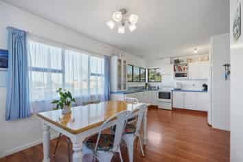 39 Dinsdale Road, Dinsdale