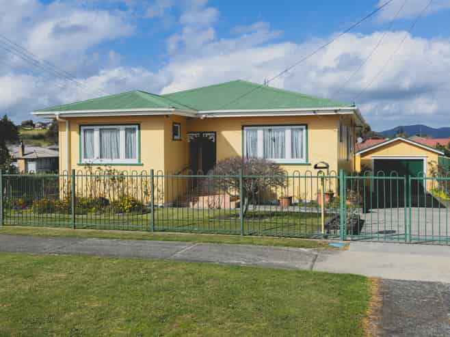 8 Lignite Street, Huntly