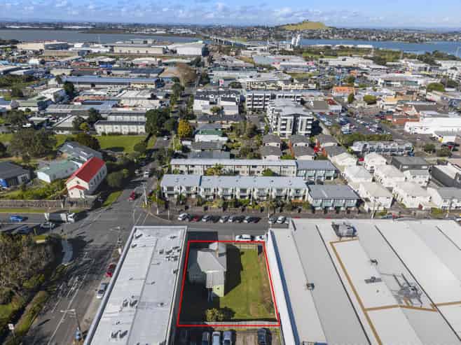 118 Church Street, Onehunga