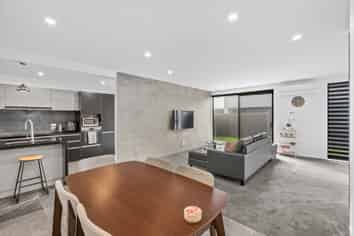 80 Skyhawk Road, Wigram