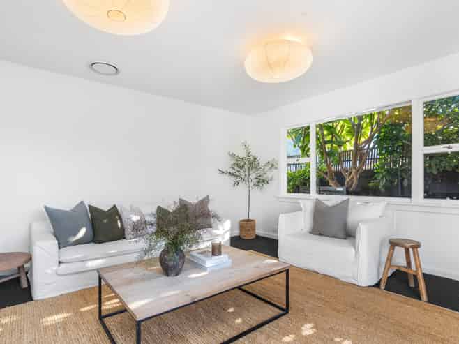 37 Arnold Street, Sumner