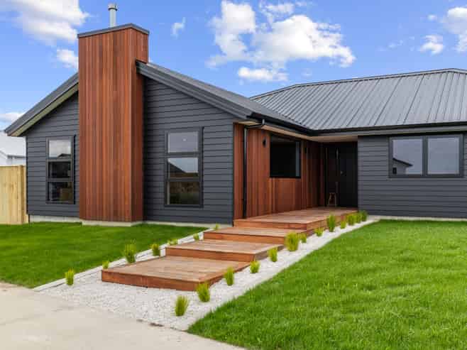 1 Corfu Crescent, Fitzherbert