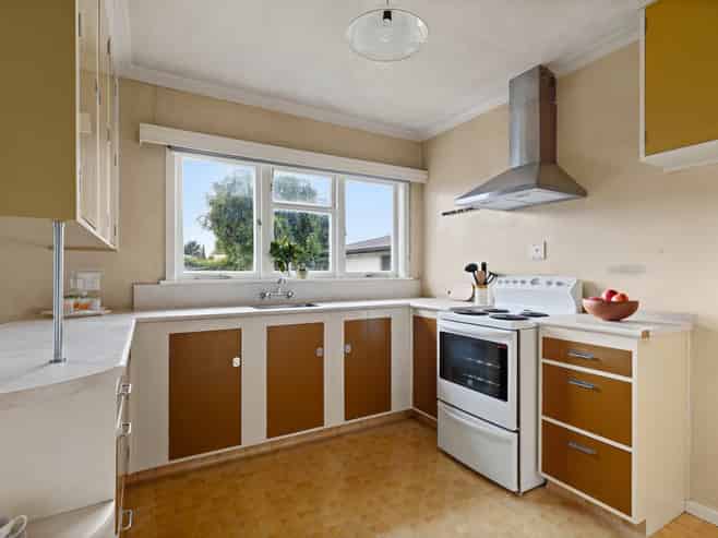 8 Keats Avenue, Onekawa