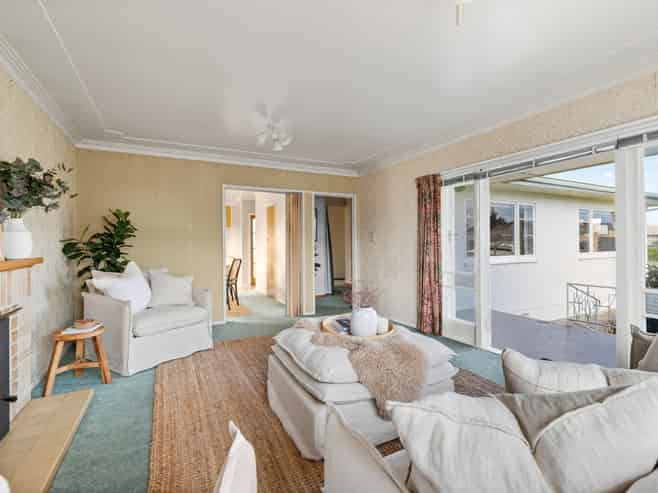 8 Keats Avenue, Onekawa