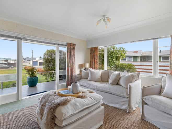 8 Keats Avenue, Onekawa