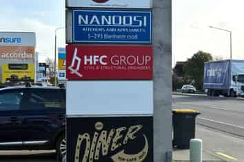 For Lease or Sale – Huge Profile Blenheim Road Showroom/Offices