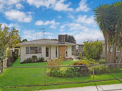 13 Lawrie Avenue, Pukekohe