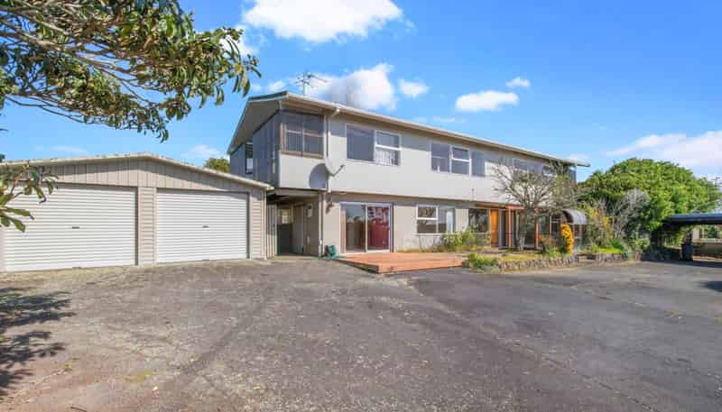 13 Chatsworth Crescent, Pakuranga Heights