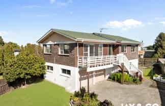 26 Challen Close, Conifer Grove