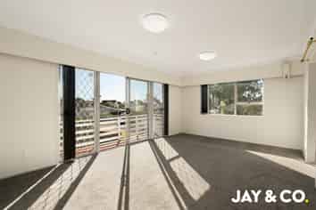 26 Challen Close, Conifer Grove