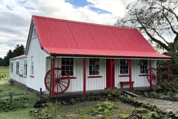 18 and 22 Harihari Township Road, Harihari