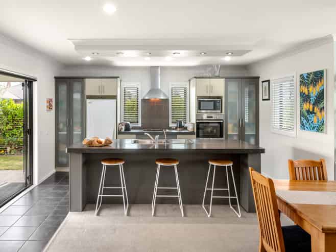1 Whitford Place, Rototuna