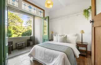 27/11 Parliament Street, Auckland Central