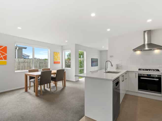 16 Hakaro Way, Takanini