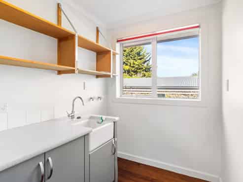 20 Grants Road, Marchwiel