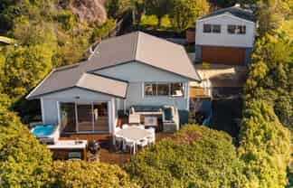 170 Mount Pleasant Road, Mount Pleasant