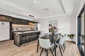60 Whitehorn Drive, LINCOLN