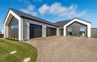 60 Whitehorn Drive, LINCOLN
