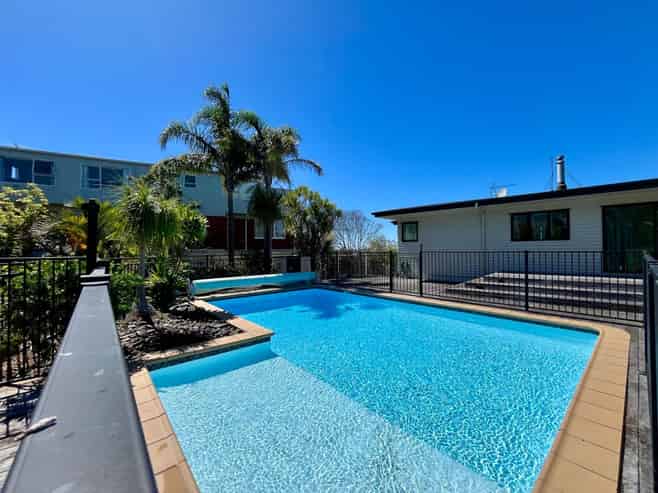 69 Aberdeen Road, Castor Bay