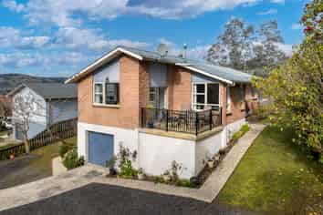 7 Tewsley Street, Sawyers Bay