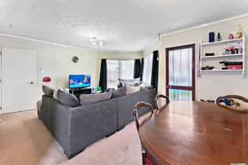 2/6 Taka Street, Takanini