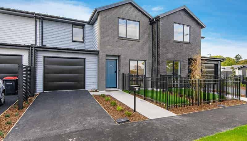 42 Miromiro Street, Broomfield