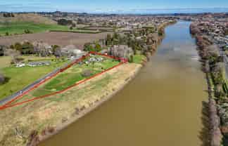 39 Riverbank Road, Okoia