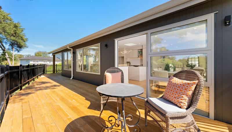 41A  Chamberlain Road, Massey