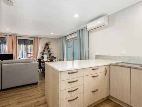 12b Bell Street, Tawa
