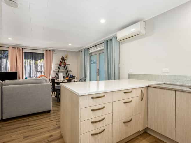 12b Bell Street, Tawa