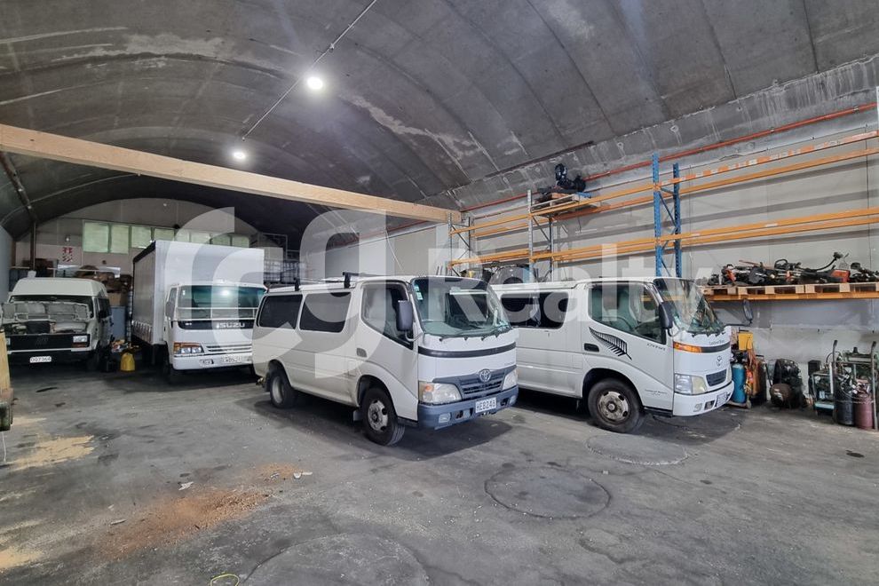 Workshop/Storage 400SQM Industrial Unit | Otahuhu - Поглед 2