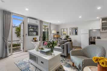 1/142 Rugby Street, Merivale