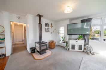 46 Albert Street, Winton