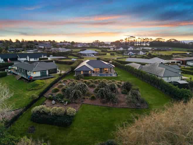 7 Old Orchard Lane, Waiau Pa