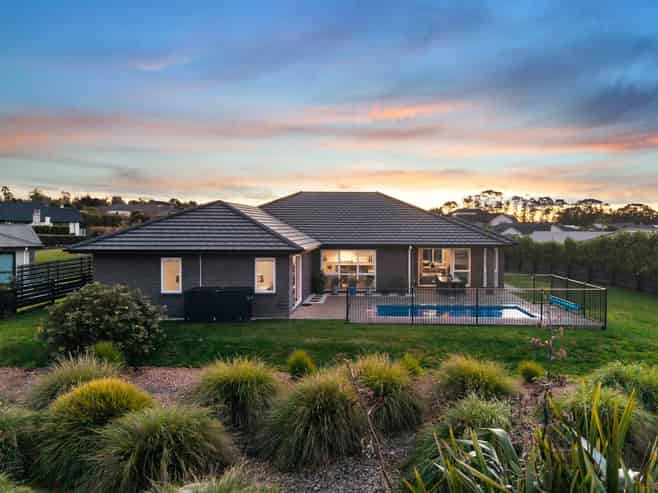 7 Old Orchard Lane, Waiau Pa