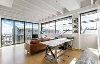 2D/15 Augustus Terrace, Parnell