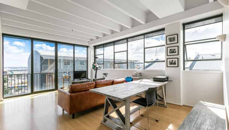 2D/15 Augustus Terrace, Parnell