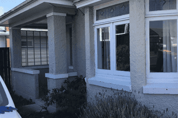 3185 Great North Road, New Lynn