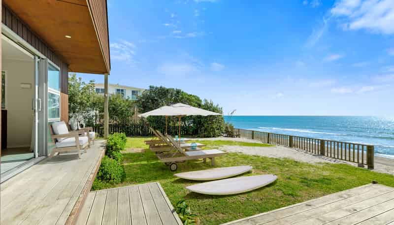 211 Pukehina Parade, Pukehina