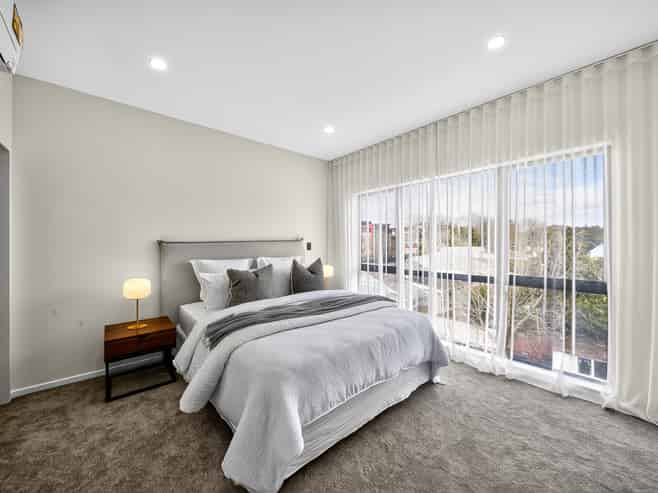 69 Green Lane East, Remuera
